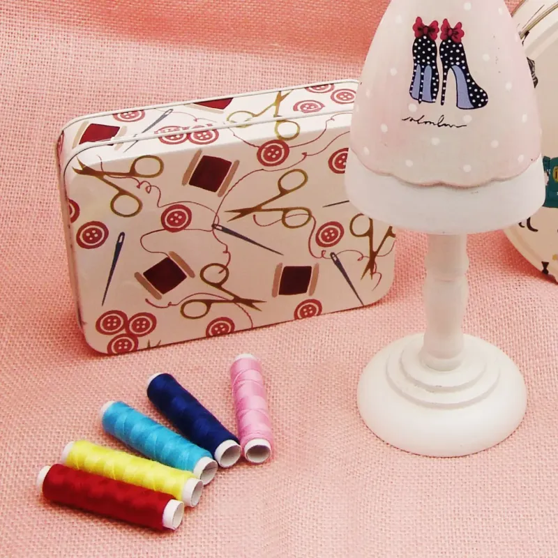 Lata 12 Bombons - Costura