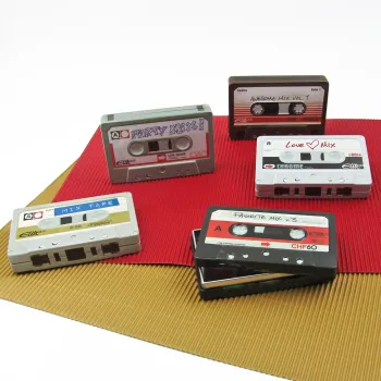 Lata 6 Bombons - Cassete Tape