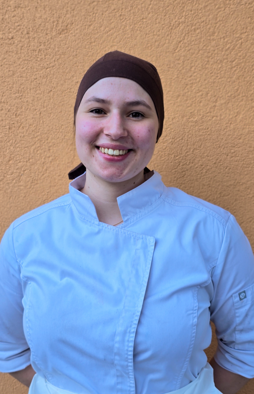 Etelvina Chocolateira na Chocolateria Delícia