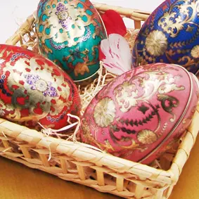 Lata com Ovinhos - Golden Russian Eggs